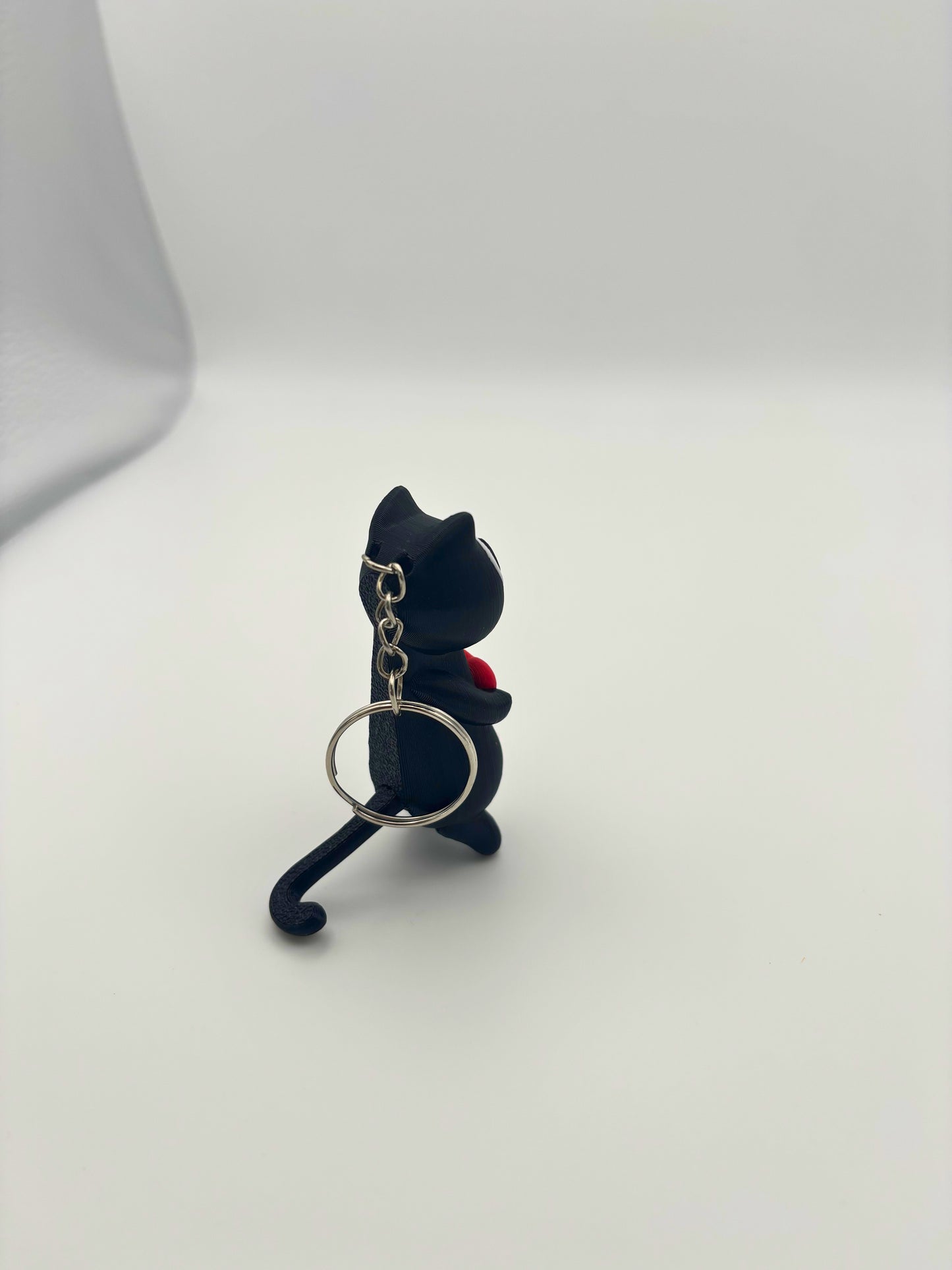 Cat with Heart Keychain Holder